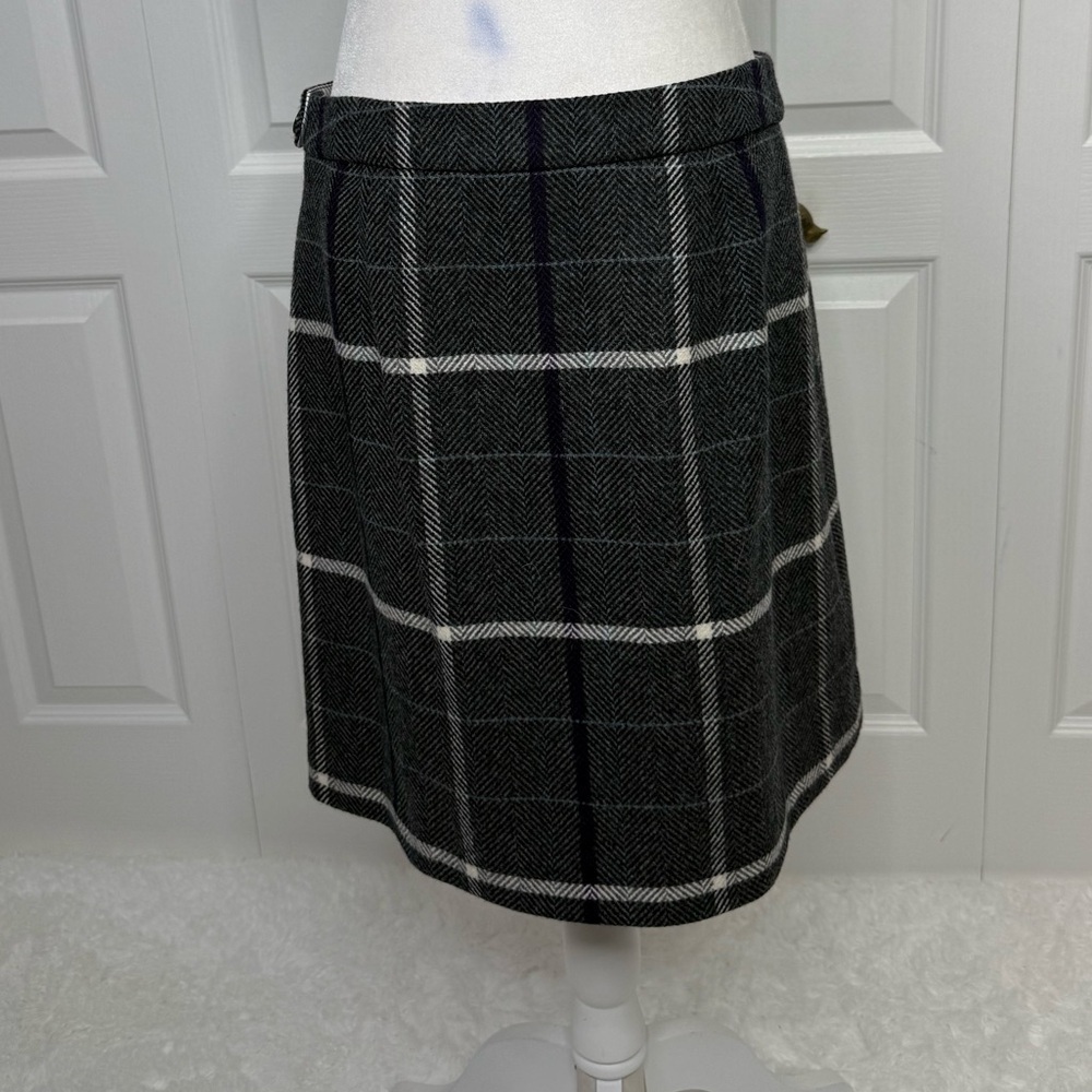 Brooks Brothers Wool Plaid Pencil Skirt Women’s Size 10 Gray 
 Plaid